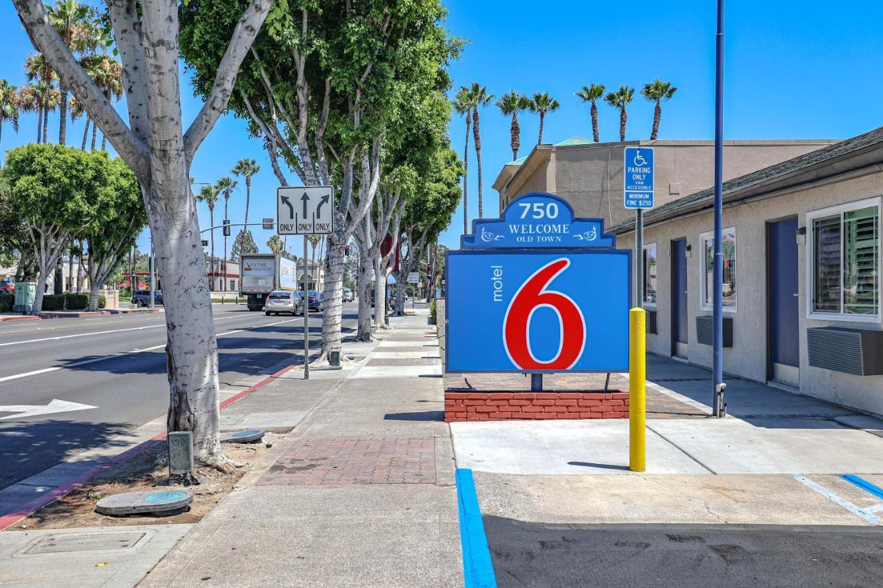 Motel 6, Tustin, Orange County-Ca Εξωτερικό φωτογραφία